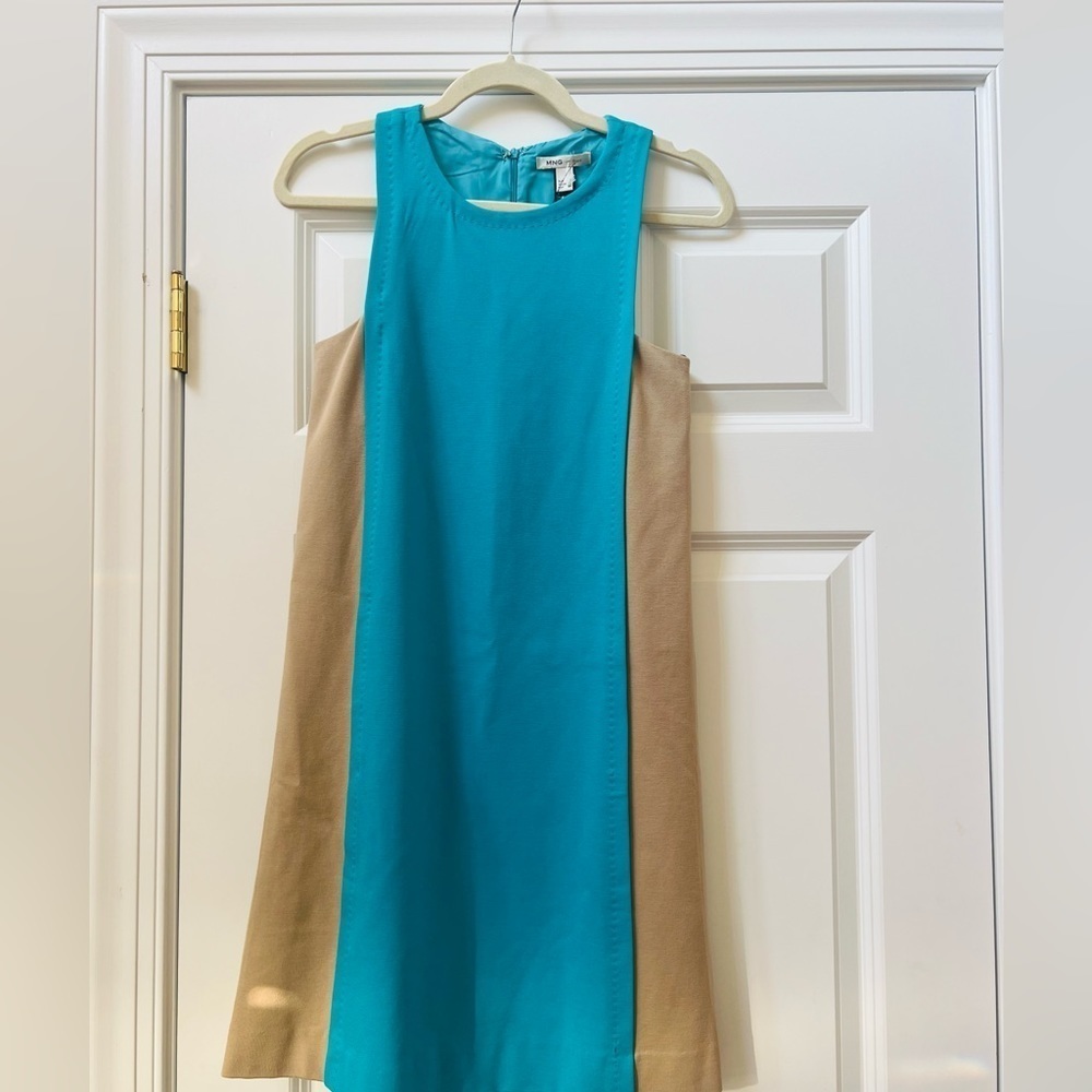 NWT Beautiful new Made in Green MNG dress size xs blue and camel color